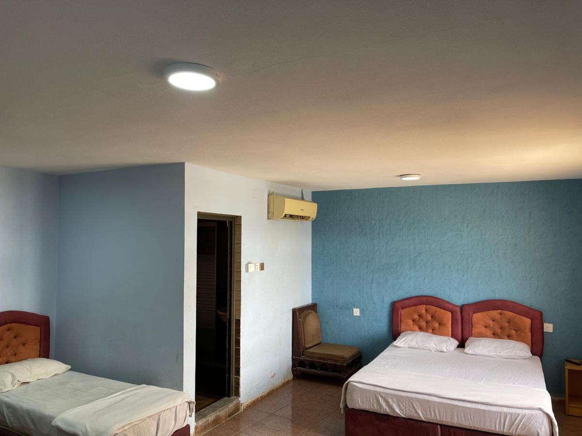 فندق شاطى القمر-Moon Beach Hotel Akaba Buitenkant foto